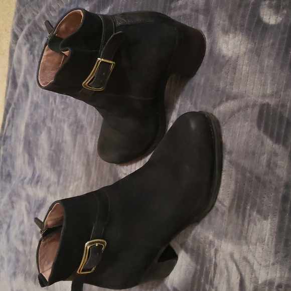 dansko hartley nubuck